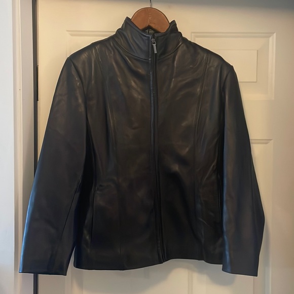 Nine West Black Leather Jacket Size M in Excellent Condition